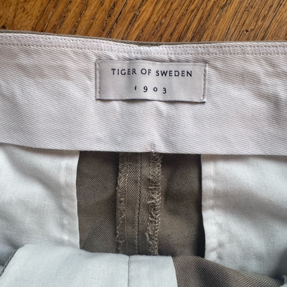 TIGER OF SWEDEN SHORTS - Picture 9 of 9